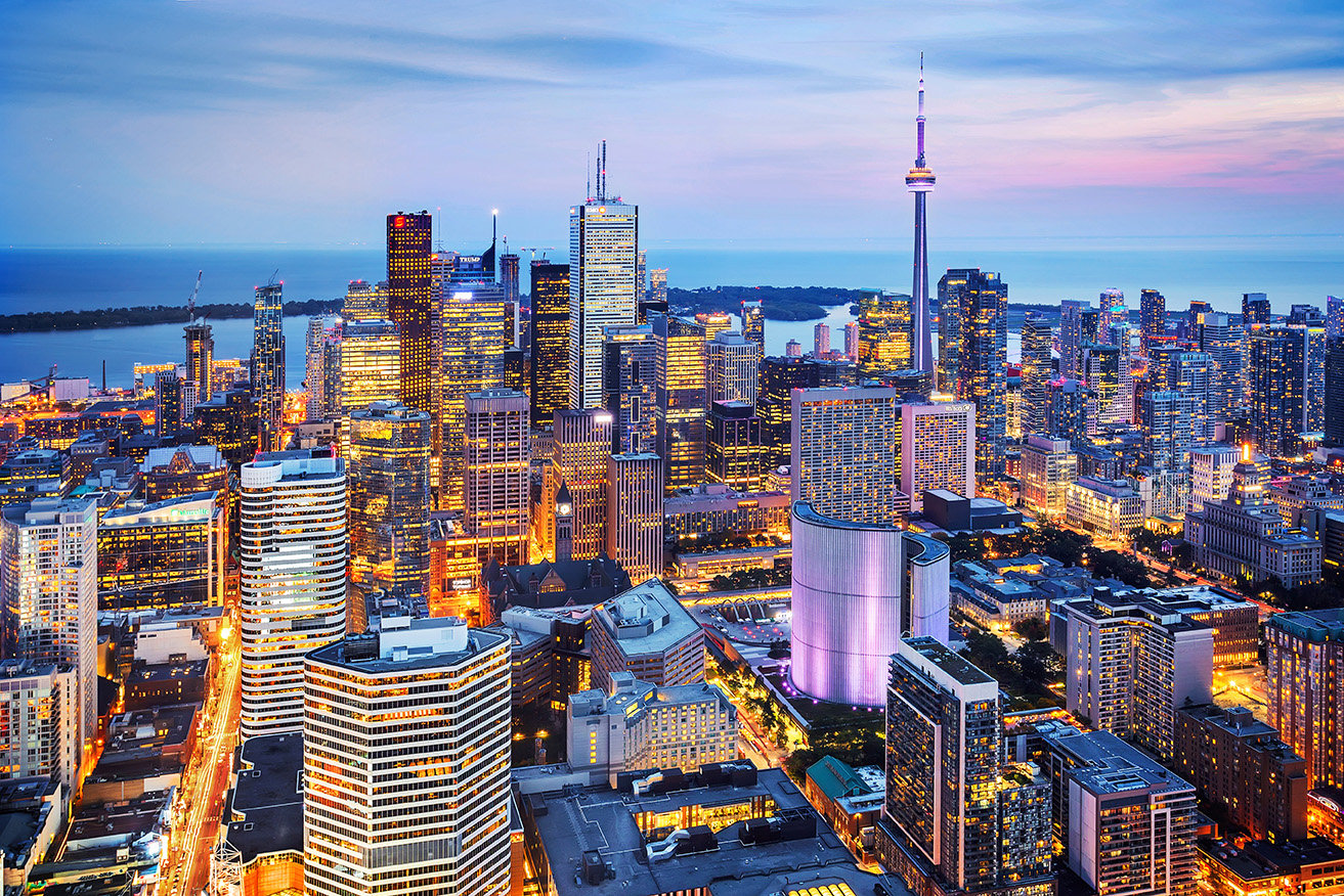 Beautiful Toronto skyline at twilight